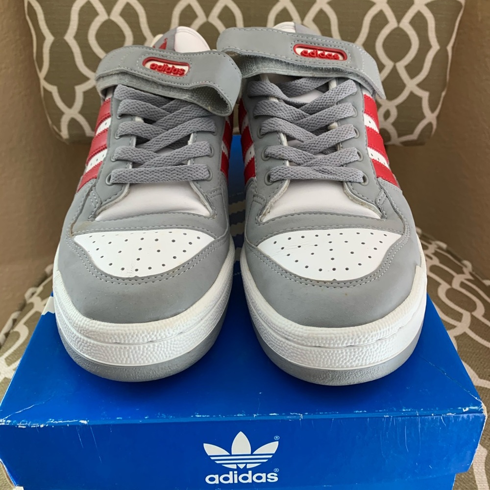 Adidas Forum